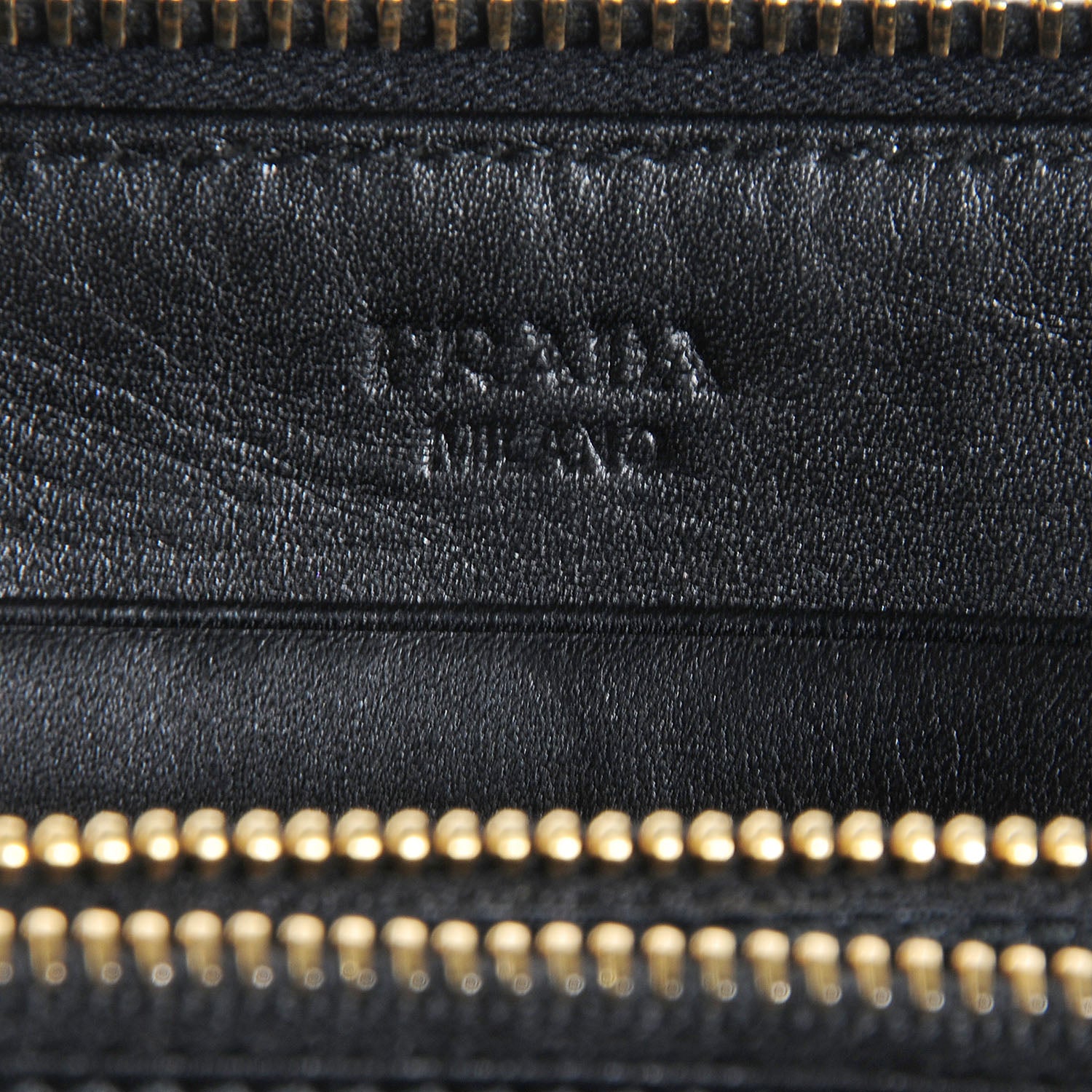 Prada Vernice Zip Around Wallet Black 7 of 12