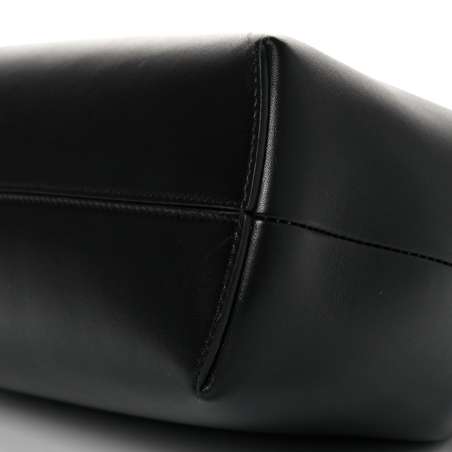 Shiny Nappa Medium Fendi First Black