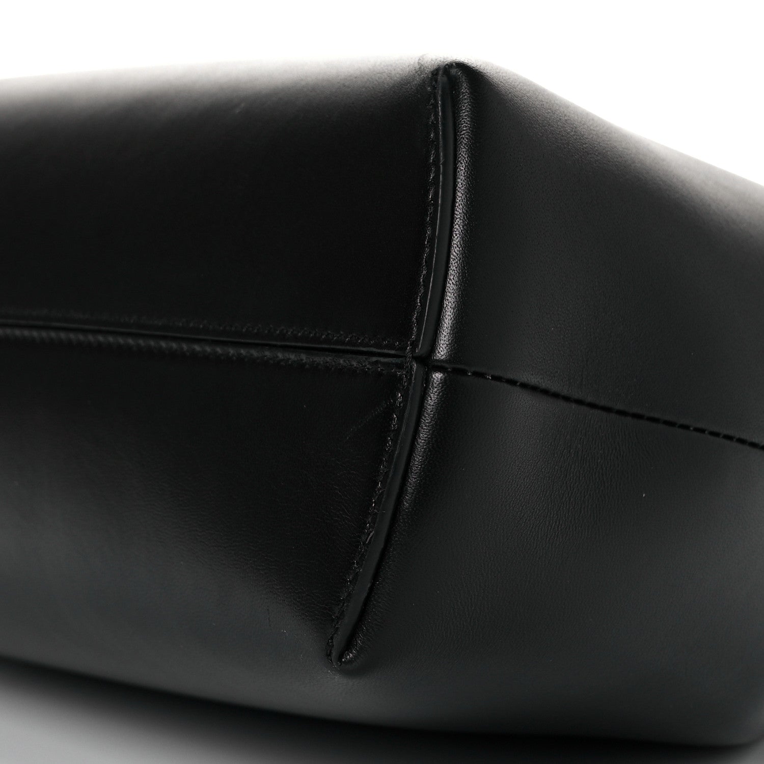 Fendi Shiny Nappa Medium Fendi First Black 7 of 8