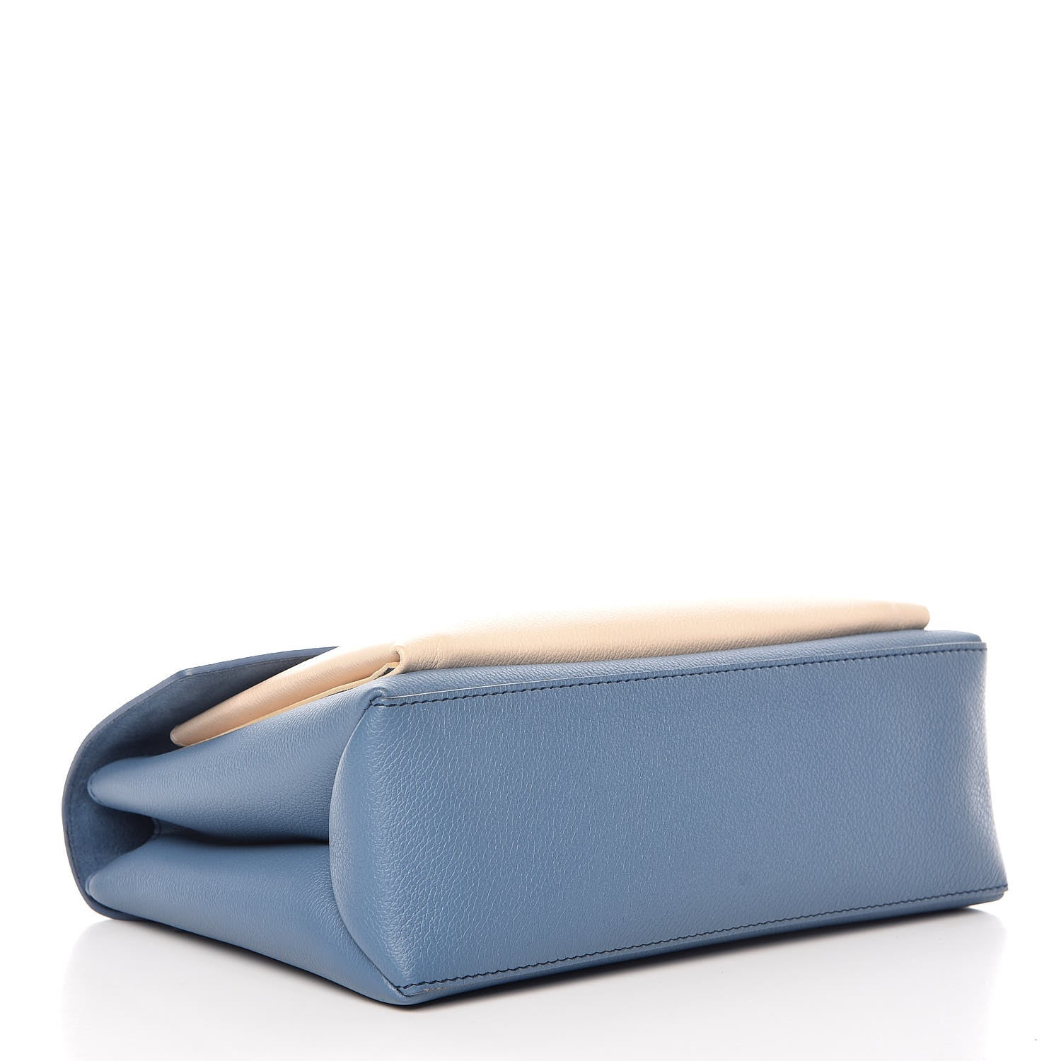 Louis Vuitton Soft Calfskin My Lockme Top Handle Bleuet Vanille 4 of 10