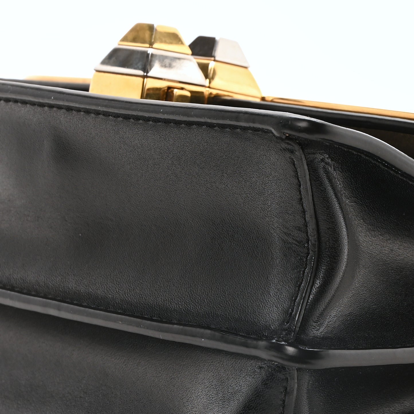 Vitello Liberty Metal Monster Eyes Small Kan I Shoulder Bag Black Gold