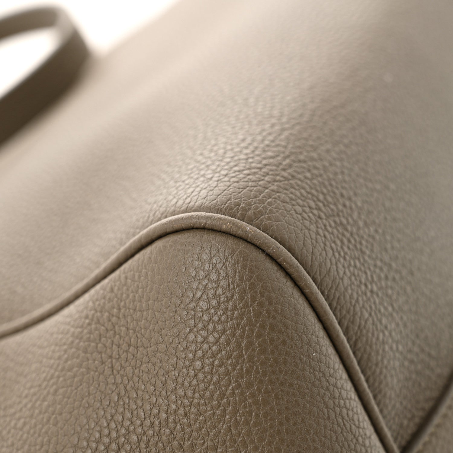 Celine Soft Grained Calfskin Medium Phantom Luggage Cabas Souris 12 of 12