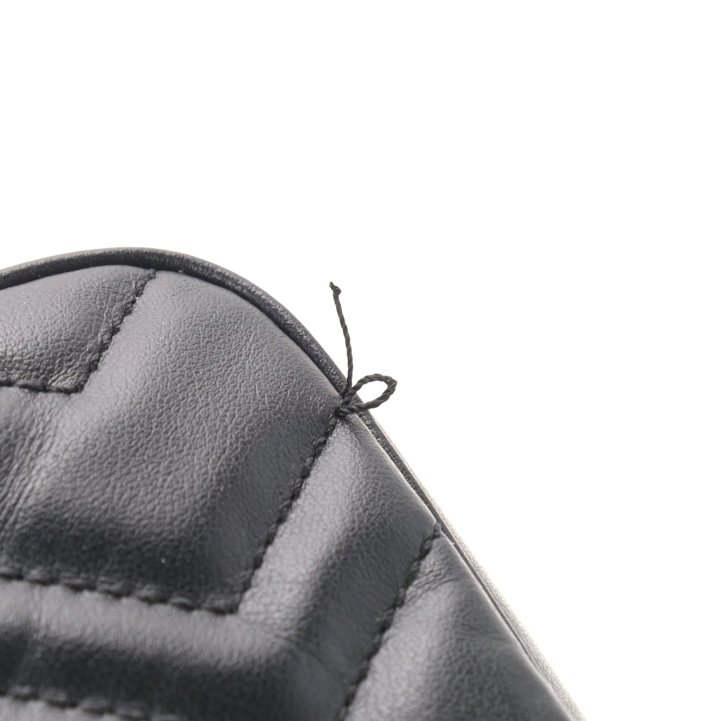 Calfskin Matelasse Super Mini GG Marmont Shoulder Bag Black