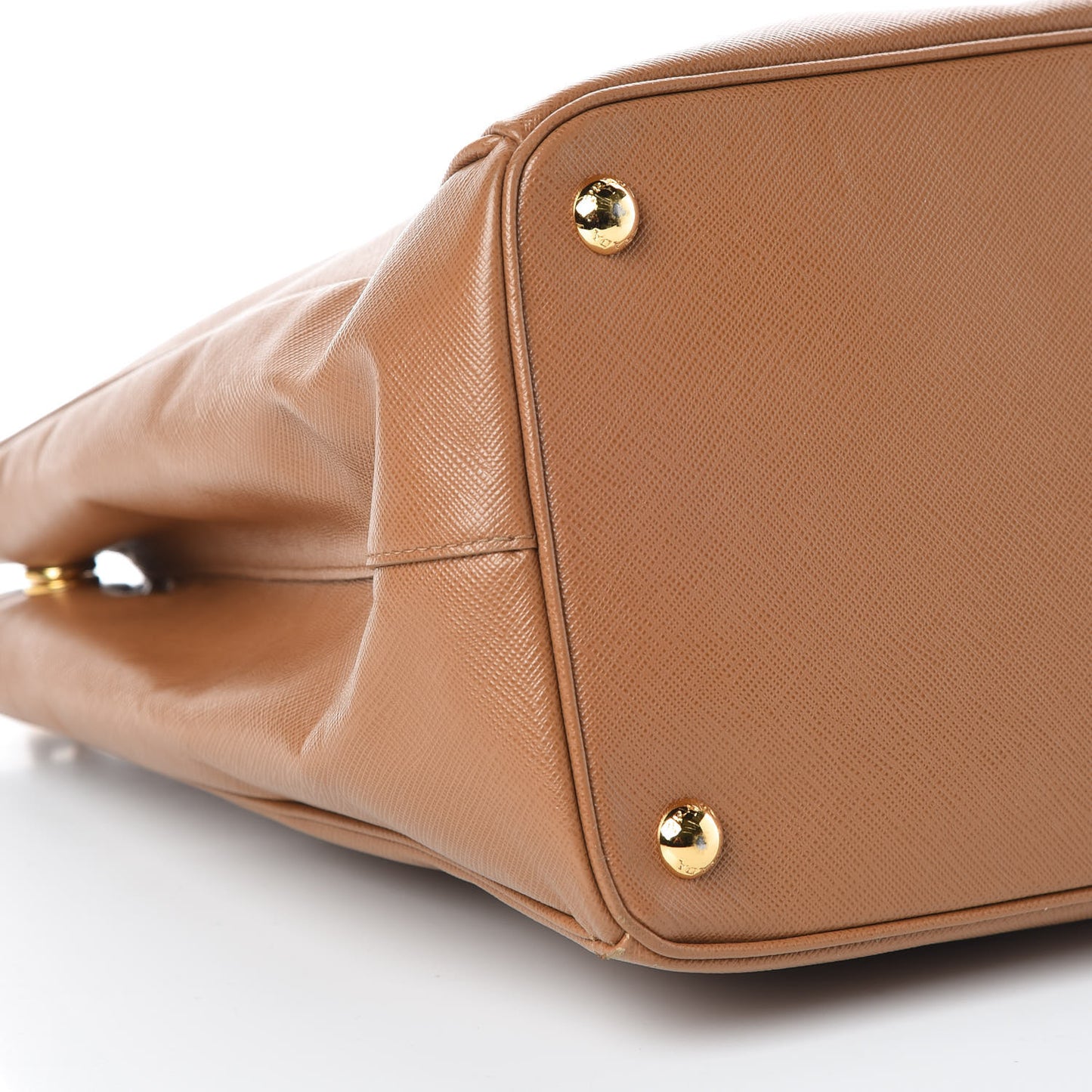 Saffiano Large Galleria Double Zip Tote Caramel