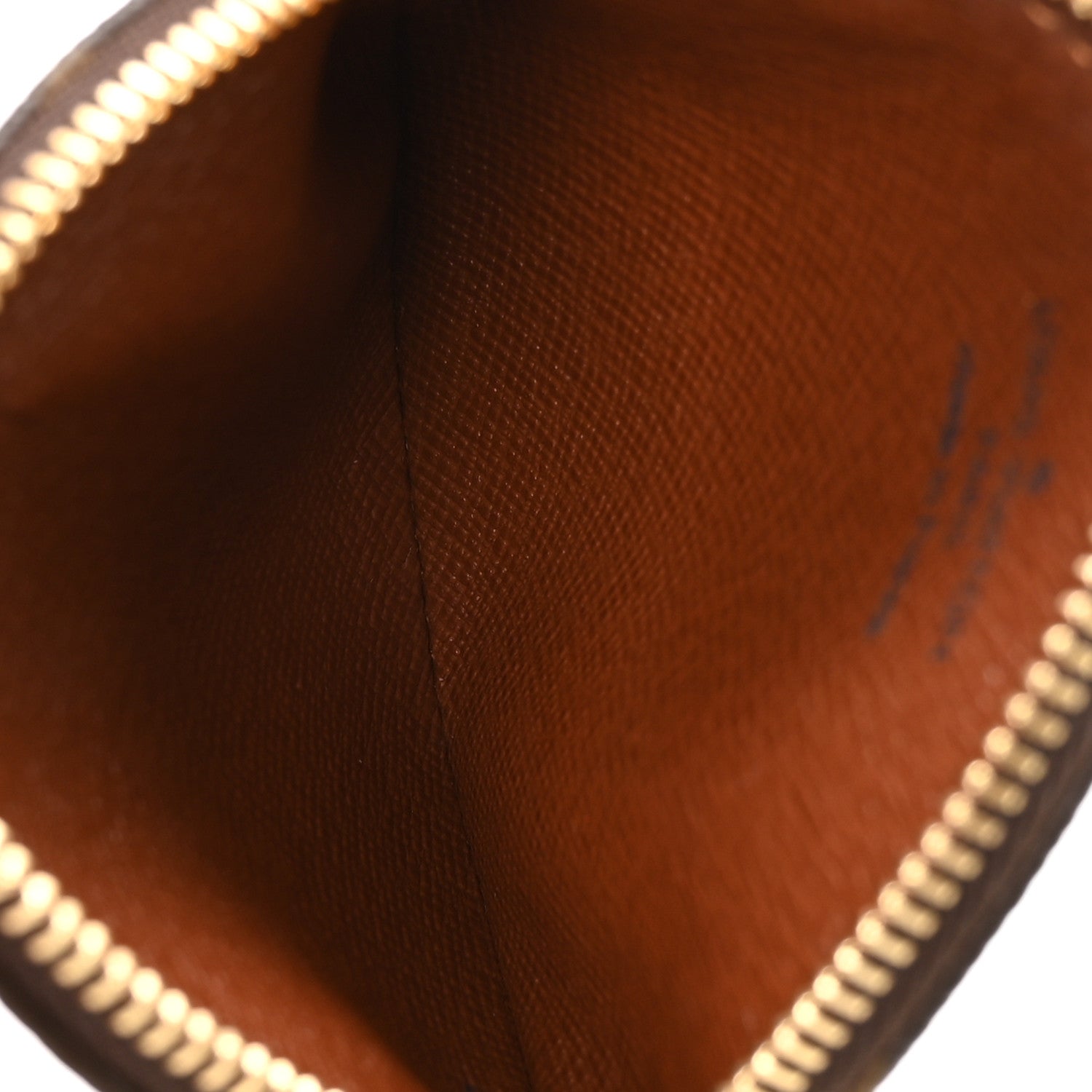 Louis Vuitton Monogram Round Coin Purse 5 of 7