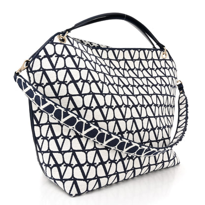 Valentino Garavani Toile Iconographe Vlogo All In Shopping Bag White Worker 4 of 12