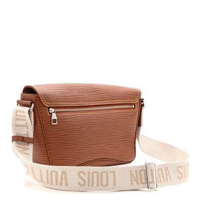 Louis Vuitton Epi Montsouris Messenger Cognac 3 of 9