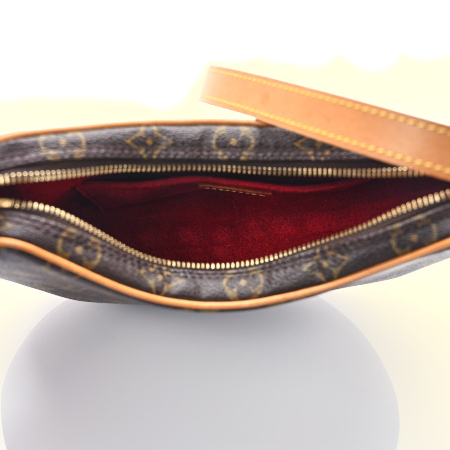 Louis Vuitton Monogram Croissant PM 5 of 8
