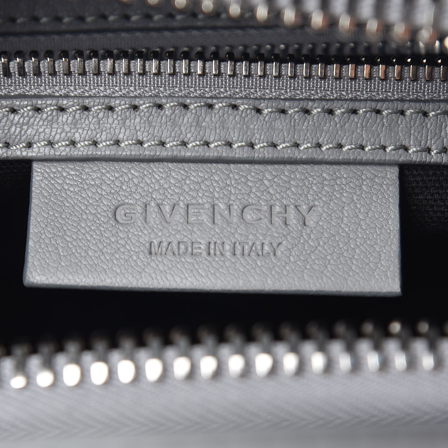 Sugar Goatskin Small Antigona Pearl Grey