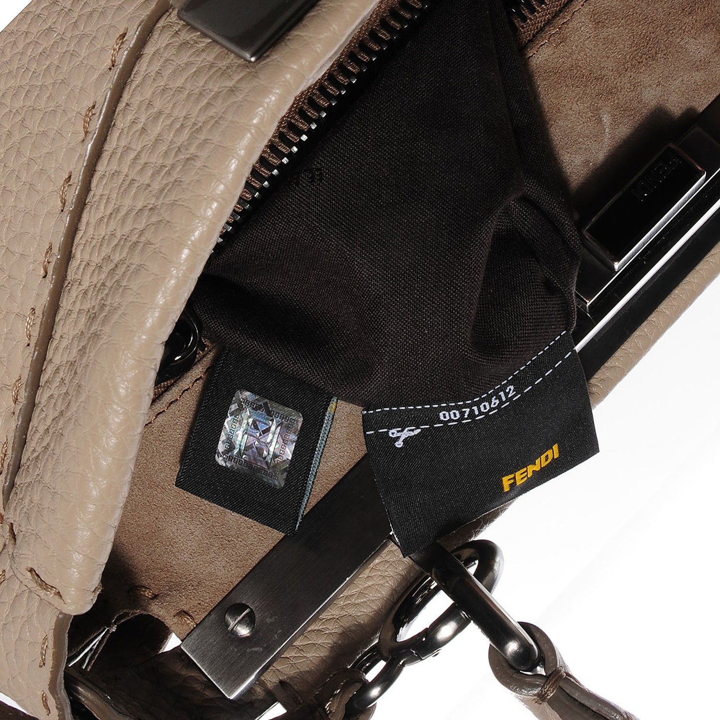 Cuoio Romano Selleria Medium Peekaboo Iconic Satchel Pietra Nocciola