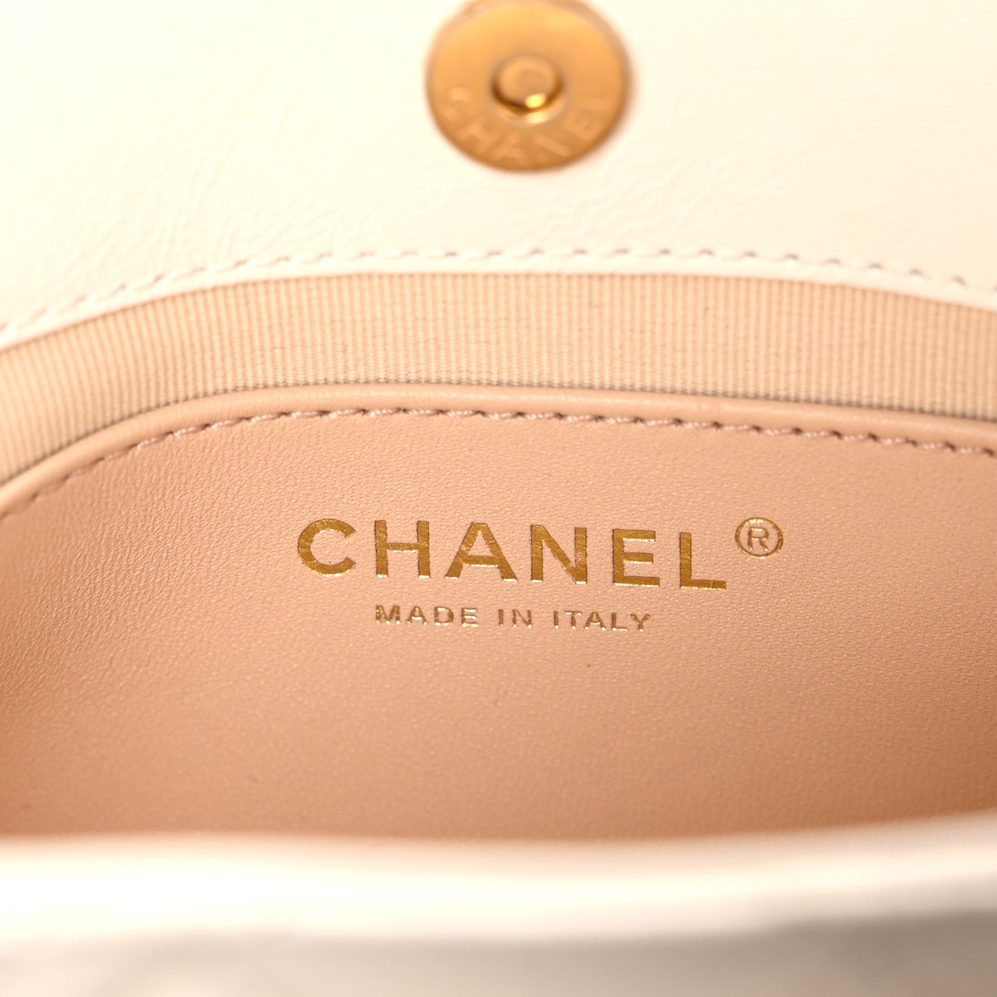 Shiny Crumpled Calfskin Quilted Small Wavy CC Hobo White