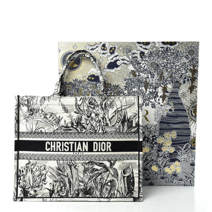 Christian Dior Canvas Embroidered Toile De Jouy Book Tote White Black 7 of 9
