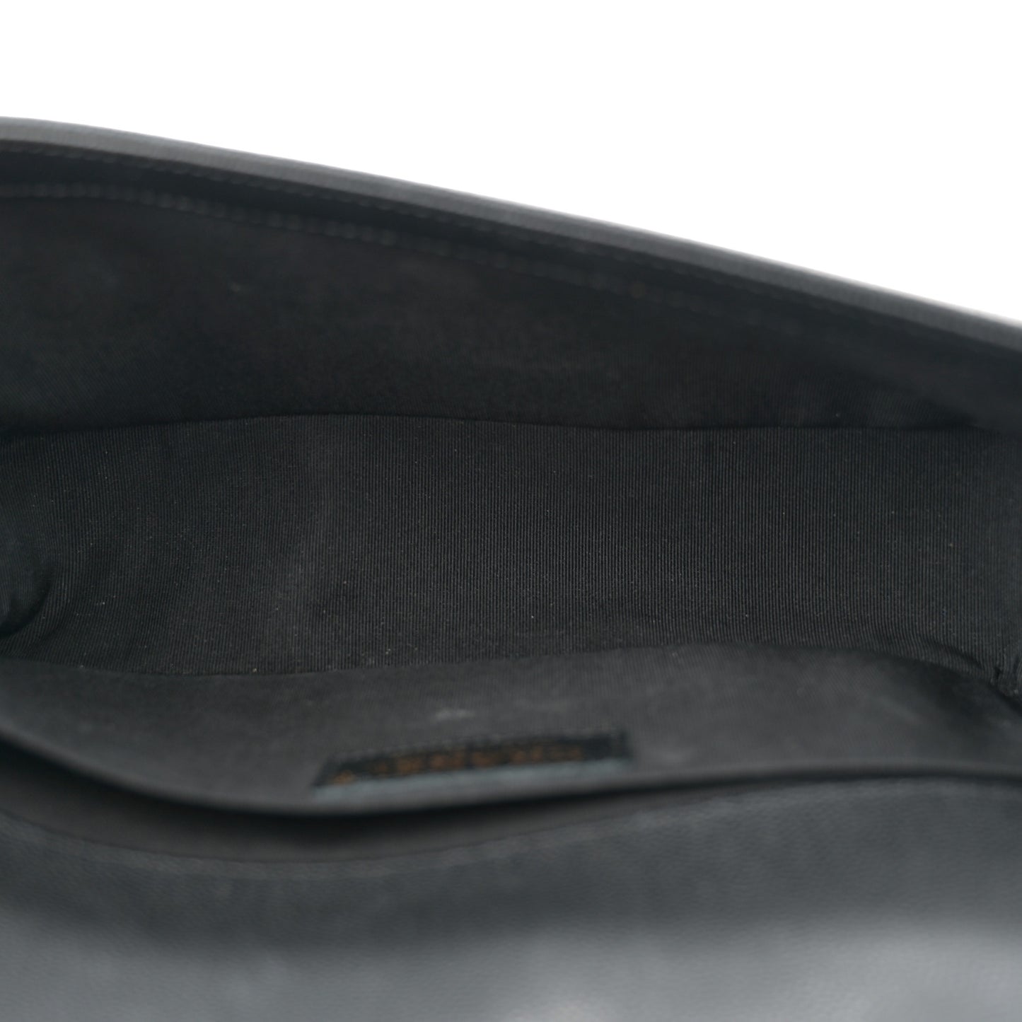 Caviar Quilted Medium Boy Flap Black