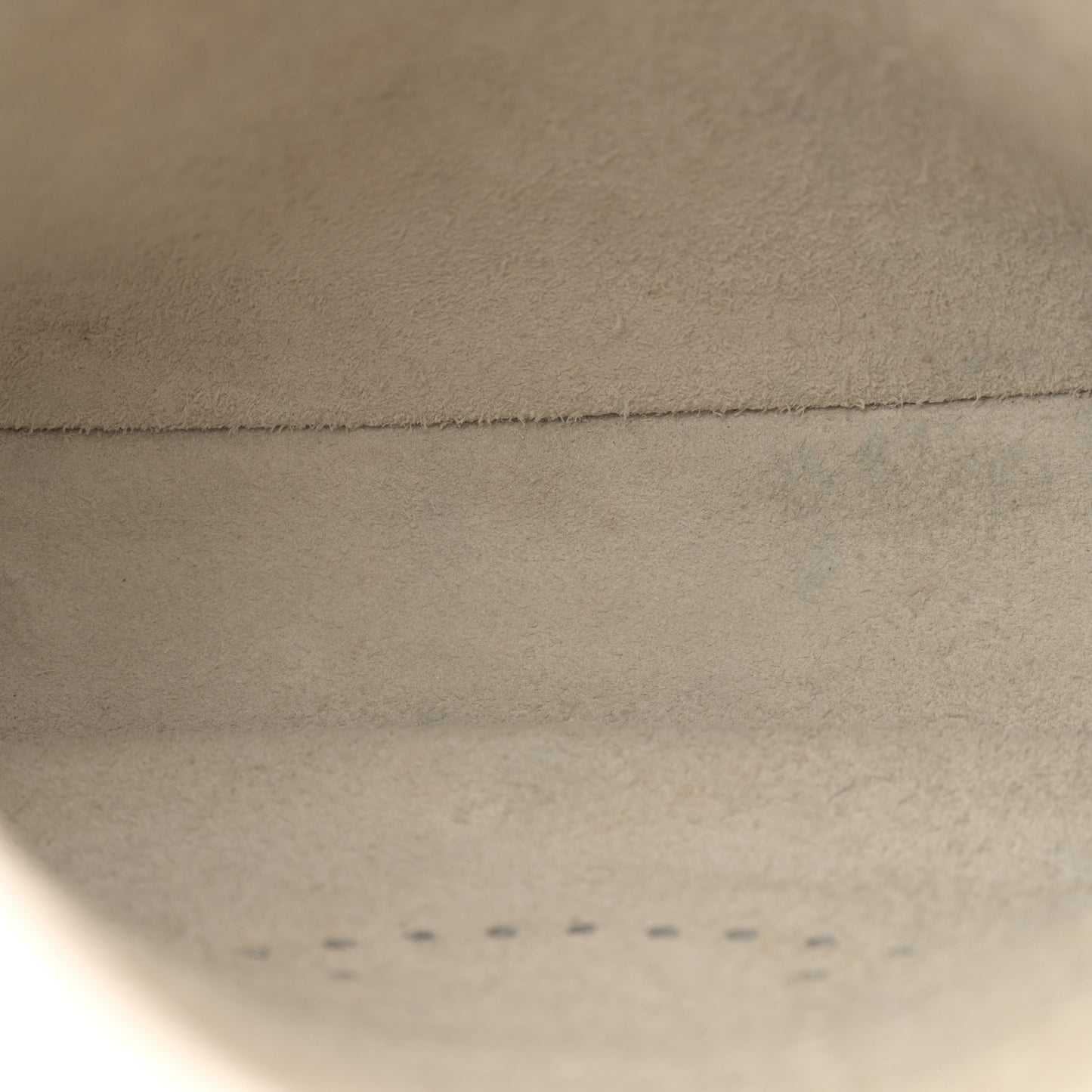 Taurillon Clemence Amazone Evelyne III PM Craie