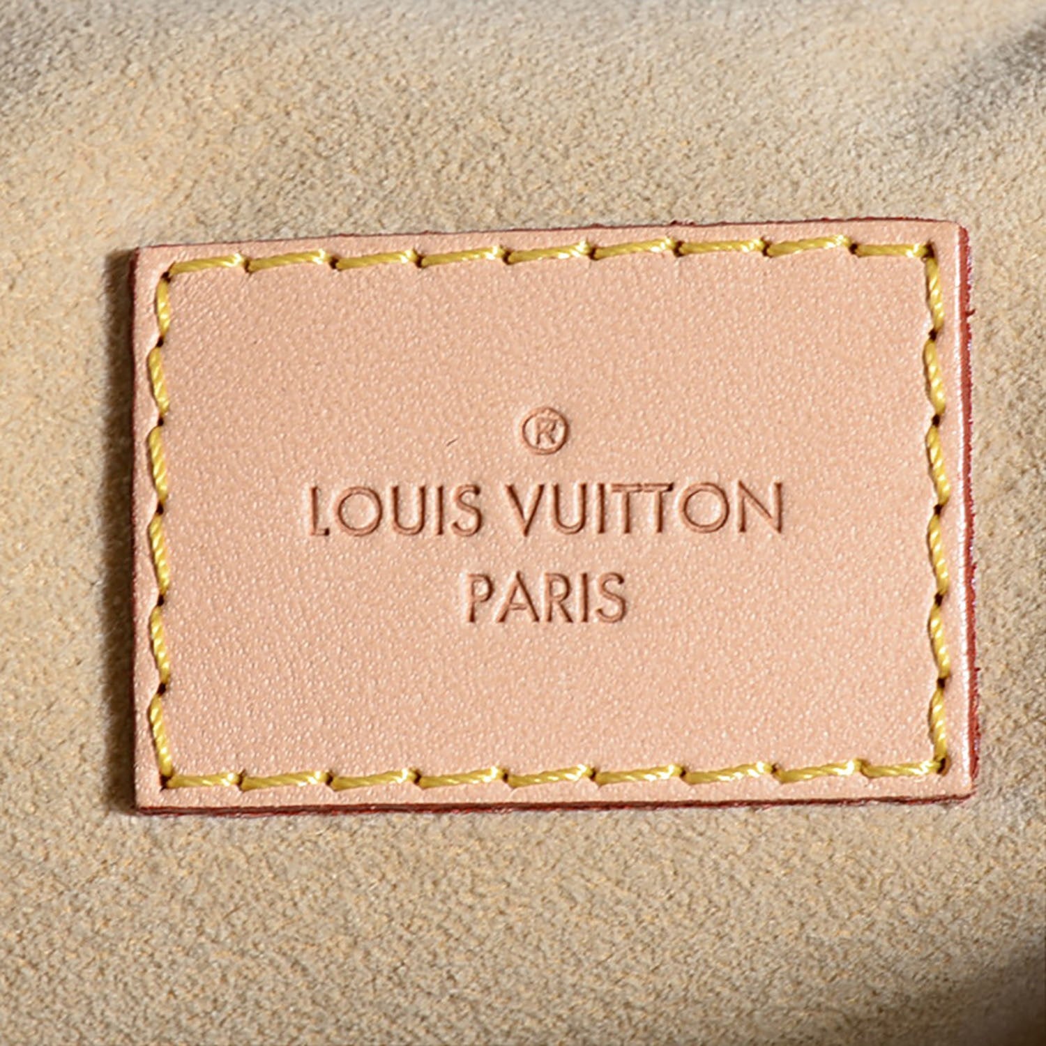 Louis Vuitton Damier Azur Artsy MM 6 of 8