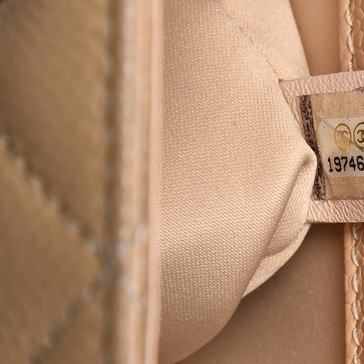 Caviar Quilted Grand Shopping Tote GST Beige Clair