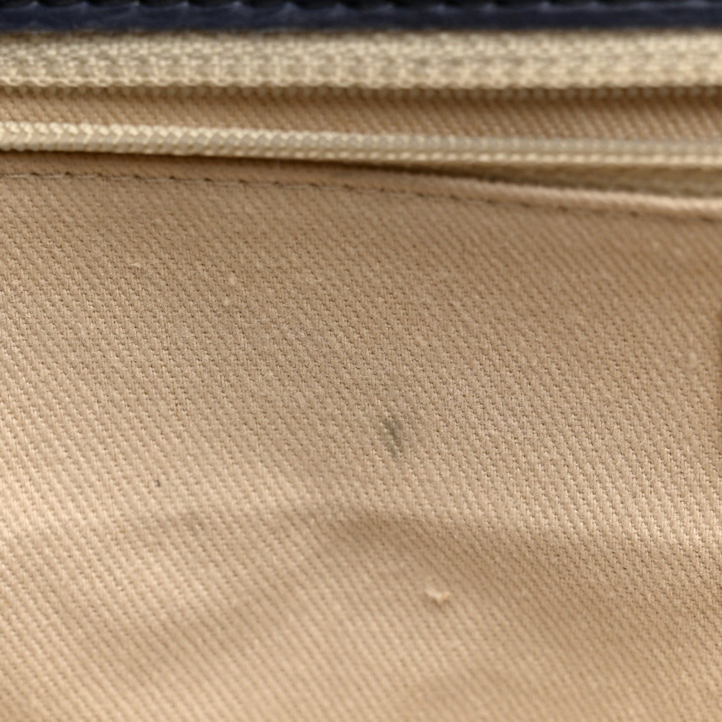 Distressed Calfskin Hamptons Accordion Flap Blue