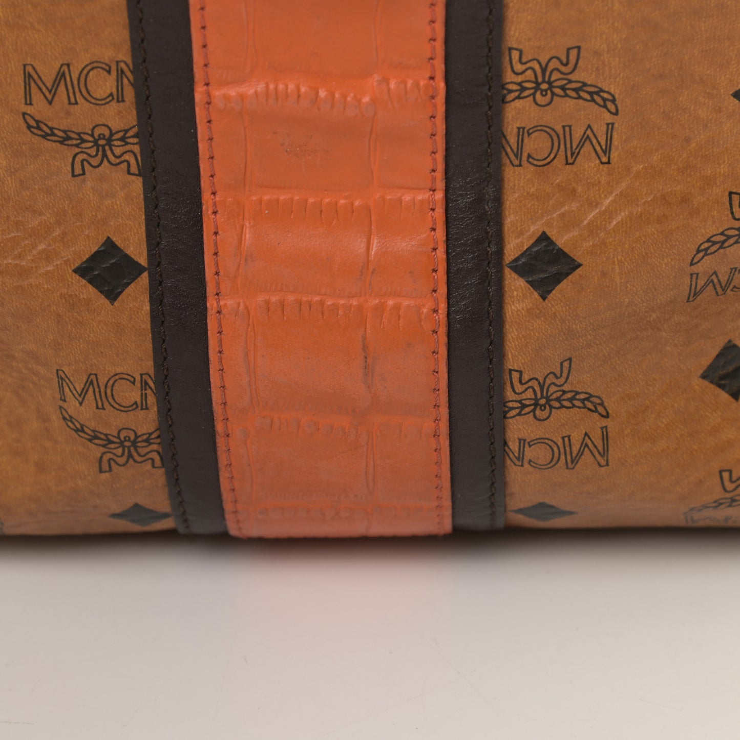 Visetos Crocodile Embossed Shopper Tote Cognac