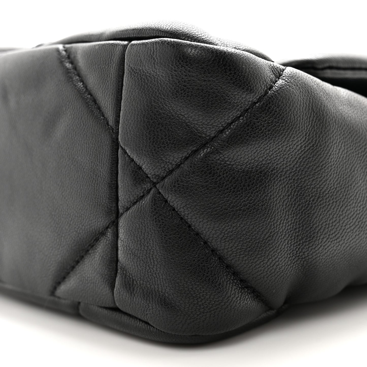 Goatskin Quilted Medium Chanel 19 Flap Black