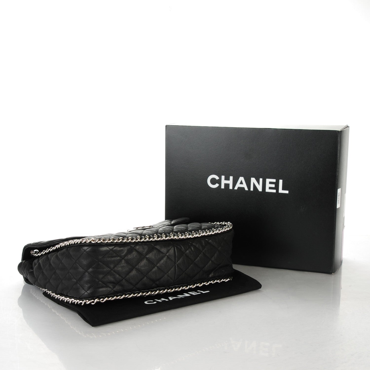 Chanel Washed Lambskin Quilted Maxi Chain Around Flap Black 4 of 7