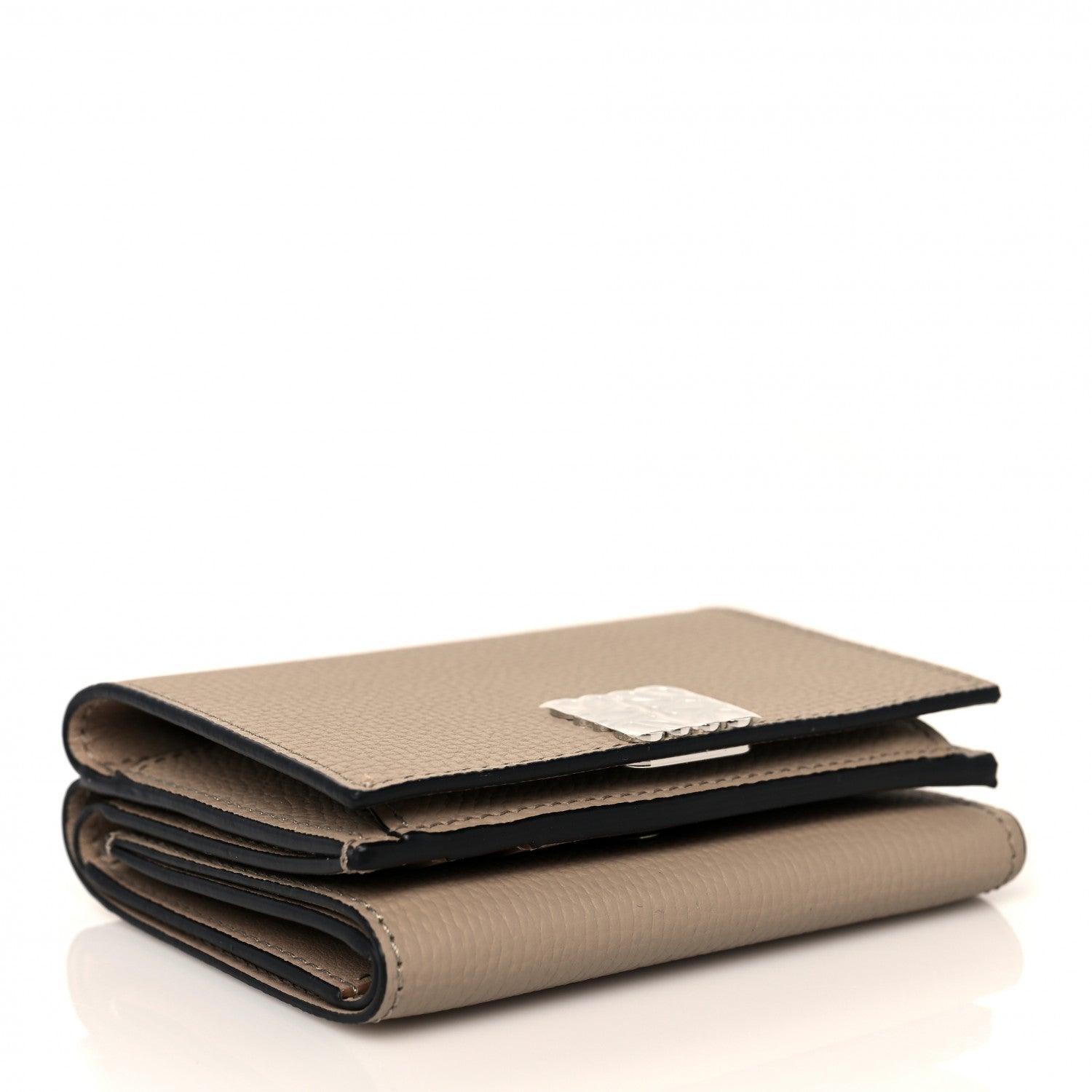 Loewe Pebble Grain Calfskin Anagram Small Vertical Wallet Sand 4 of 9