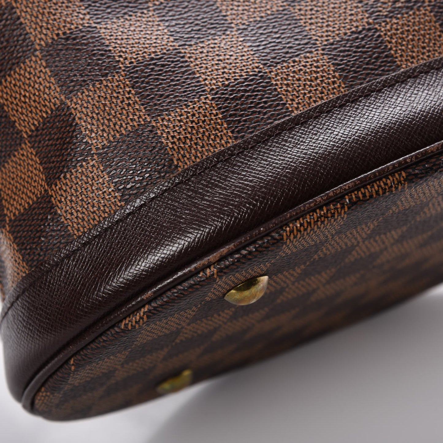 Damier Ebene Marais Bucket 23