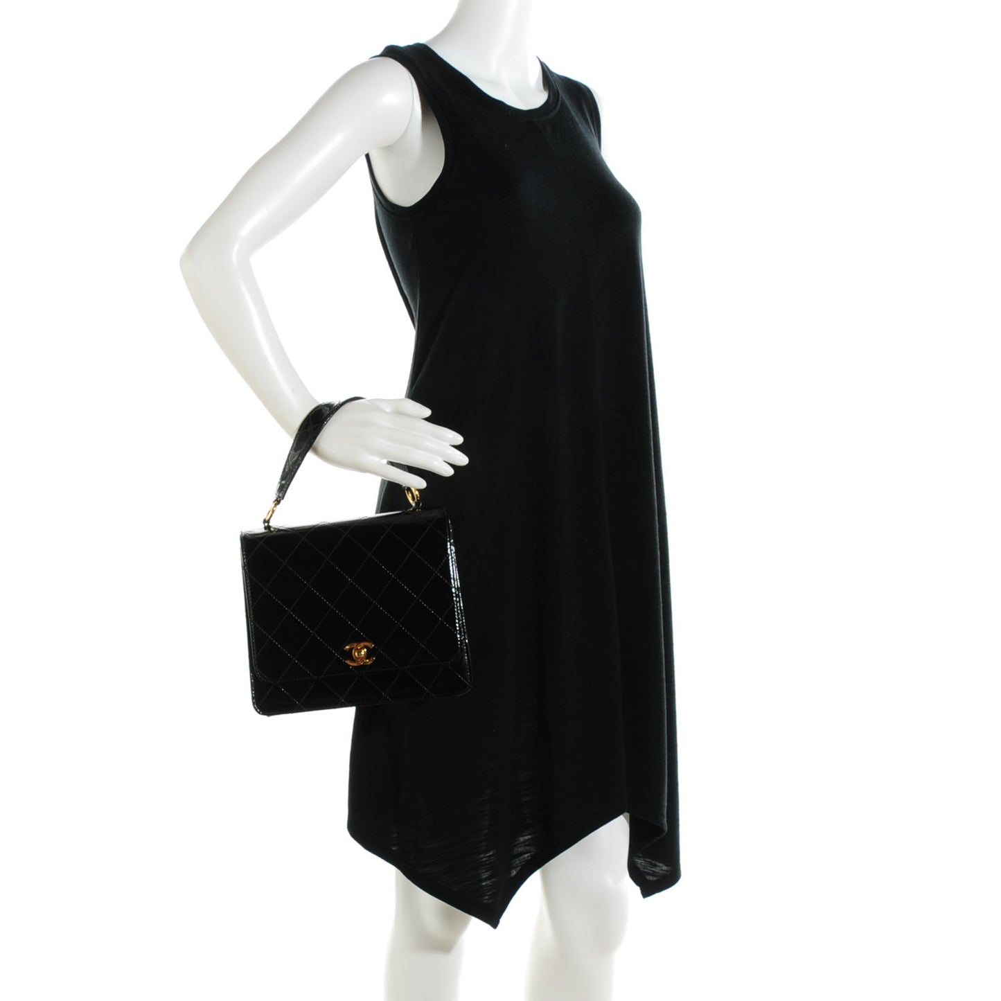 Patent Medium Kelly Flap Black