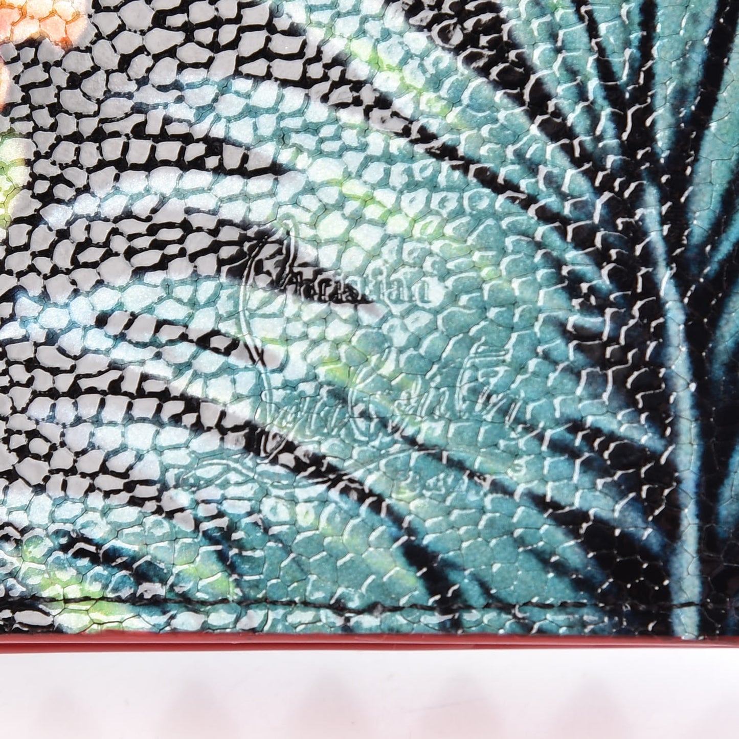 Crackled Calfskin Hawaii Print Paros Spikes Wallet Black Gunmetal