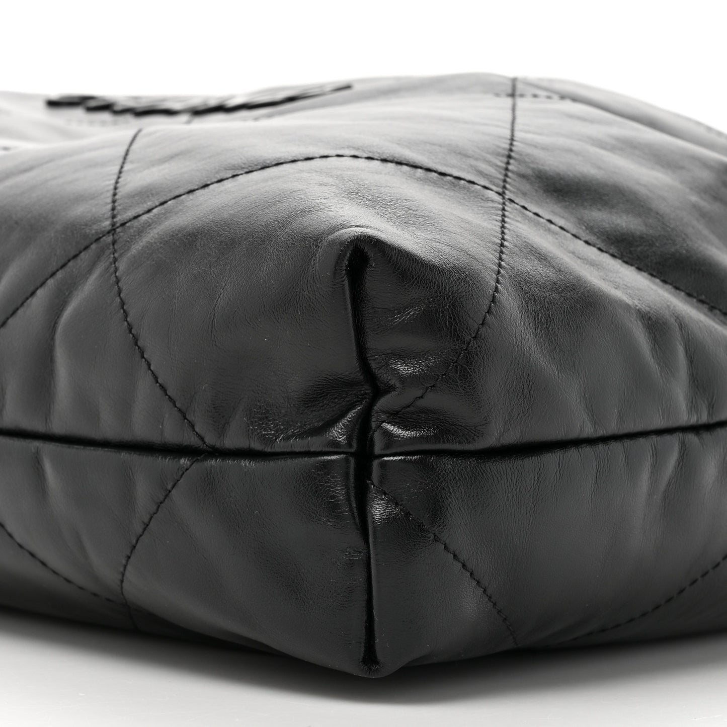 Shiny Calfskin Quilted Chanel 22 So Black