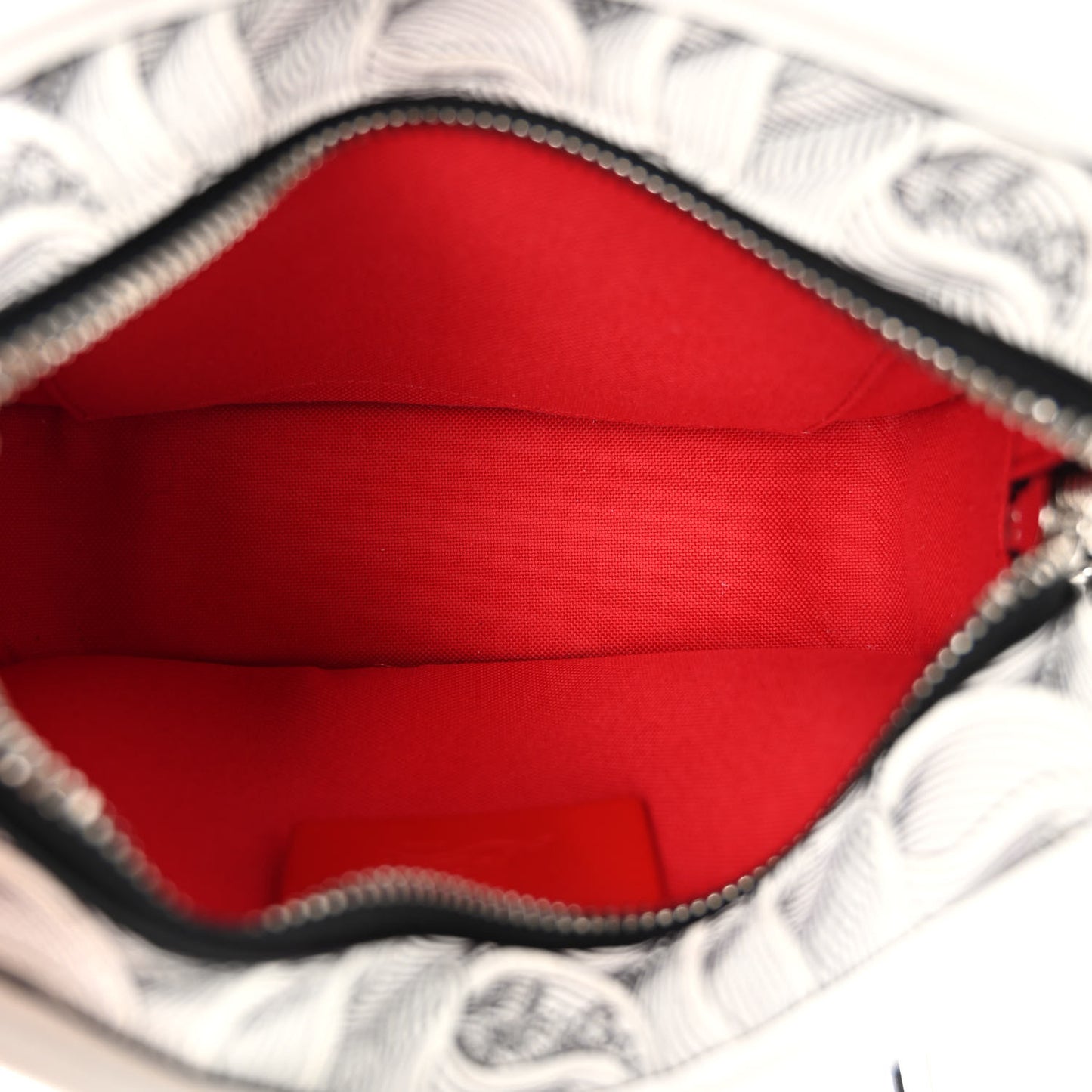 Calfskin Small Loubinth Radioloubi White Black