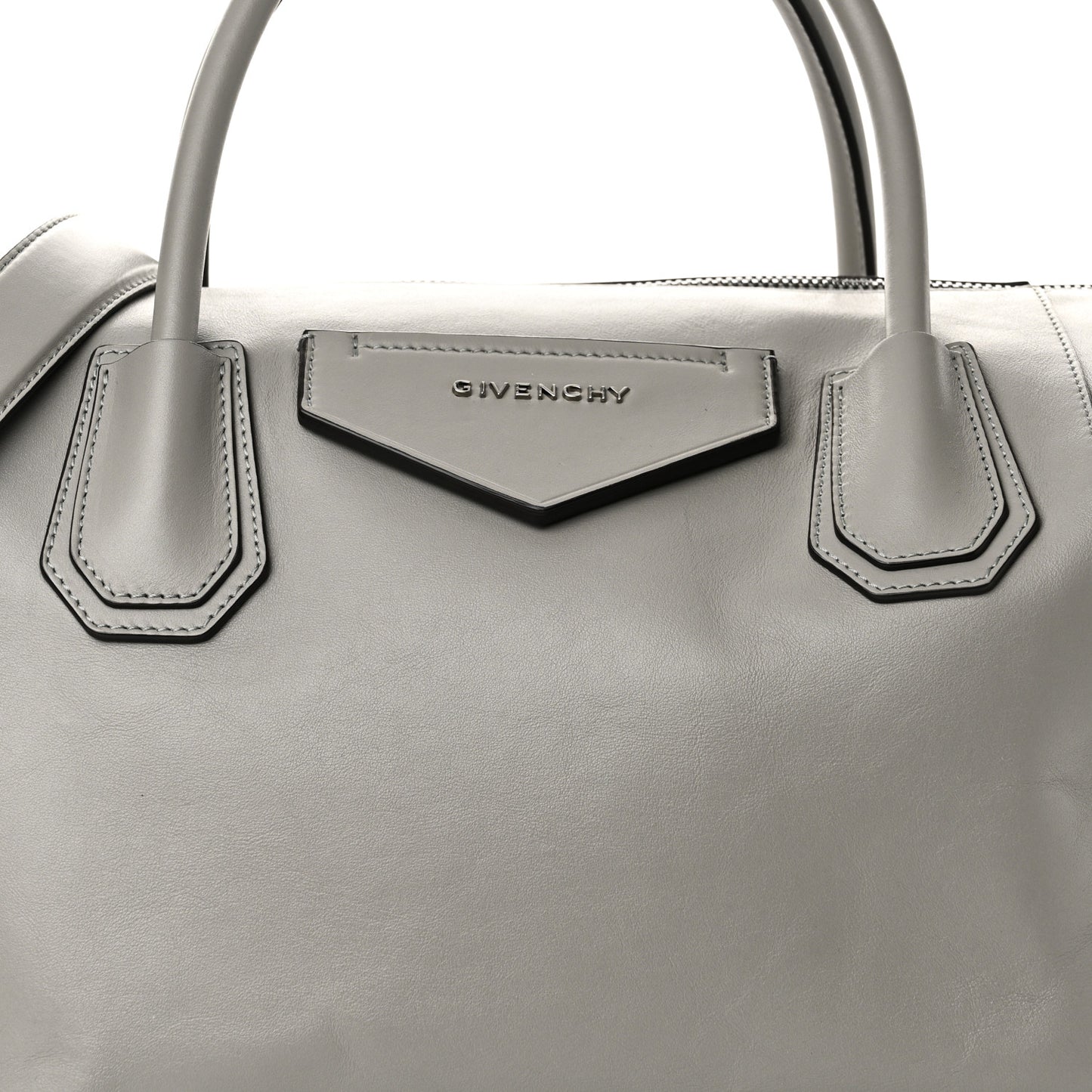 Soft Calfskin Medium Soft Antigona Pearl Grey