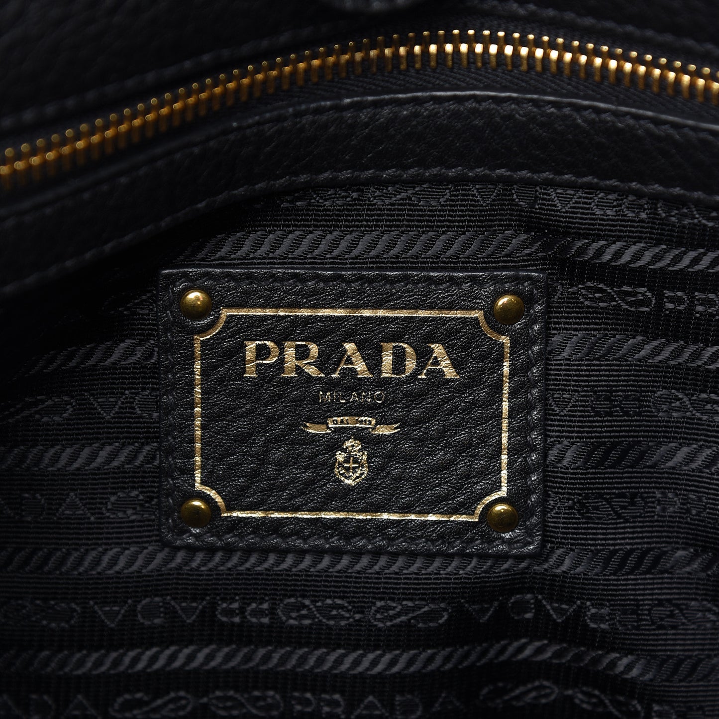 Vitello Phenix Shopping Bag Black
