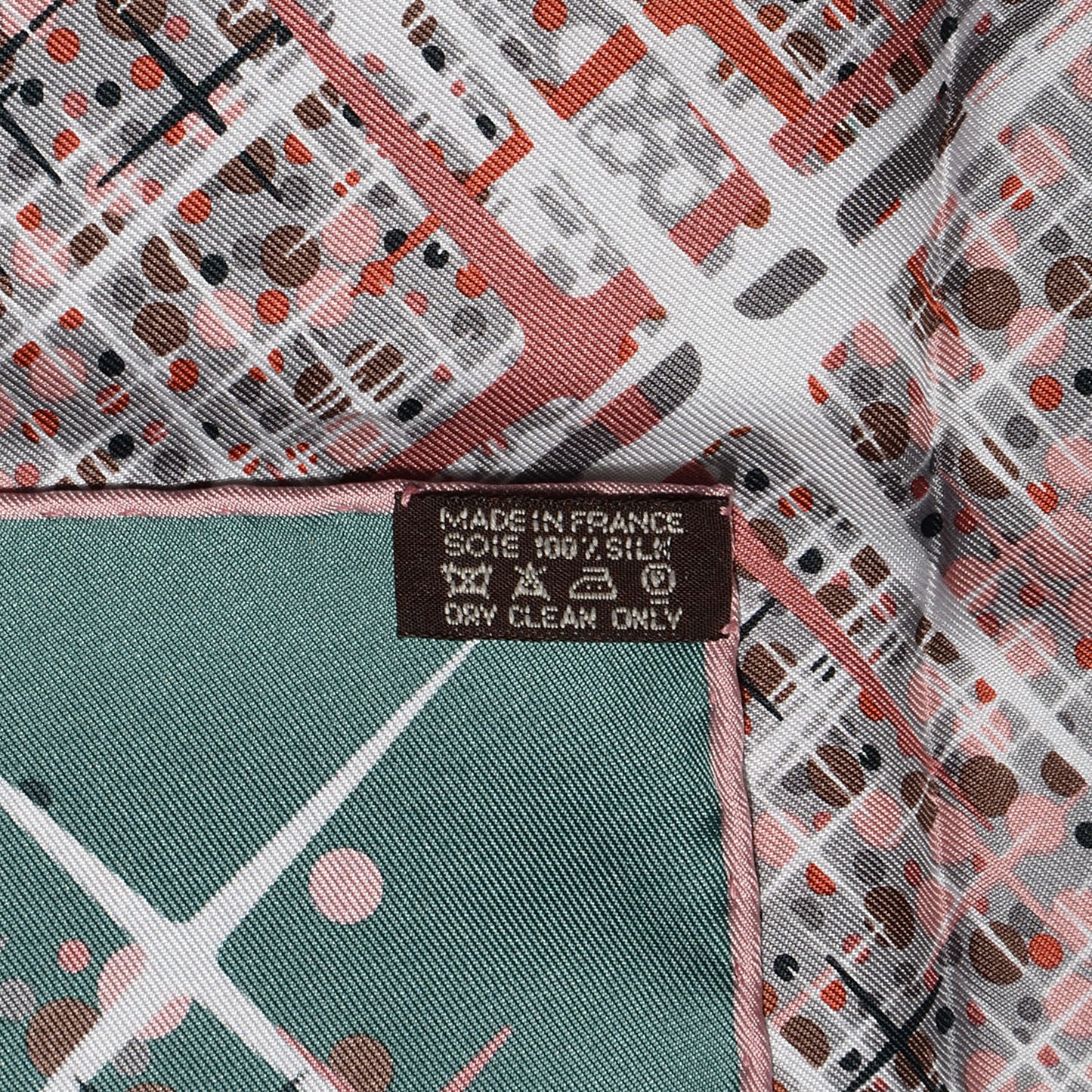 Silk Magic Kelly Scarf 90 Vert Argile Gris Rouse Poudre