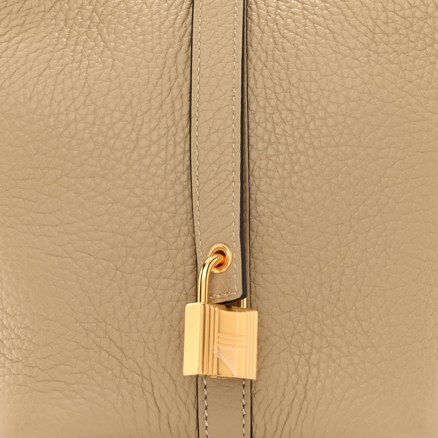 Hermes Taurillon Clemence Picotin Lock 18 PM Trench 8 of 13