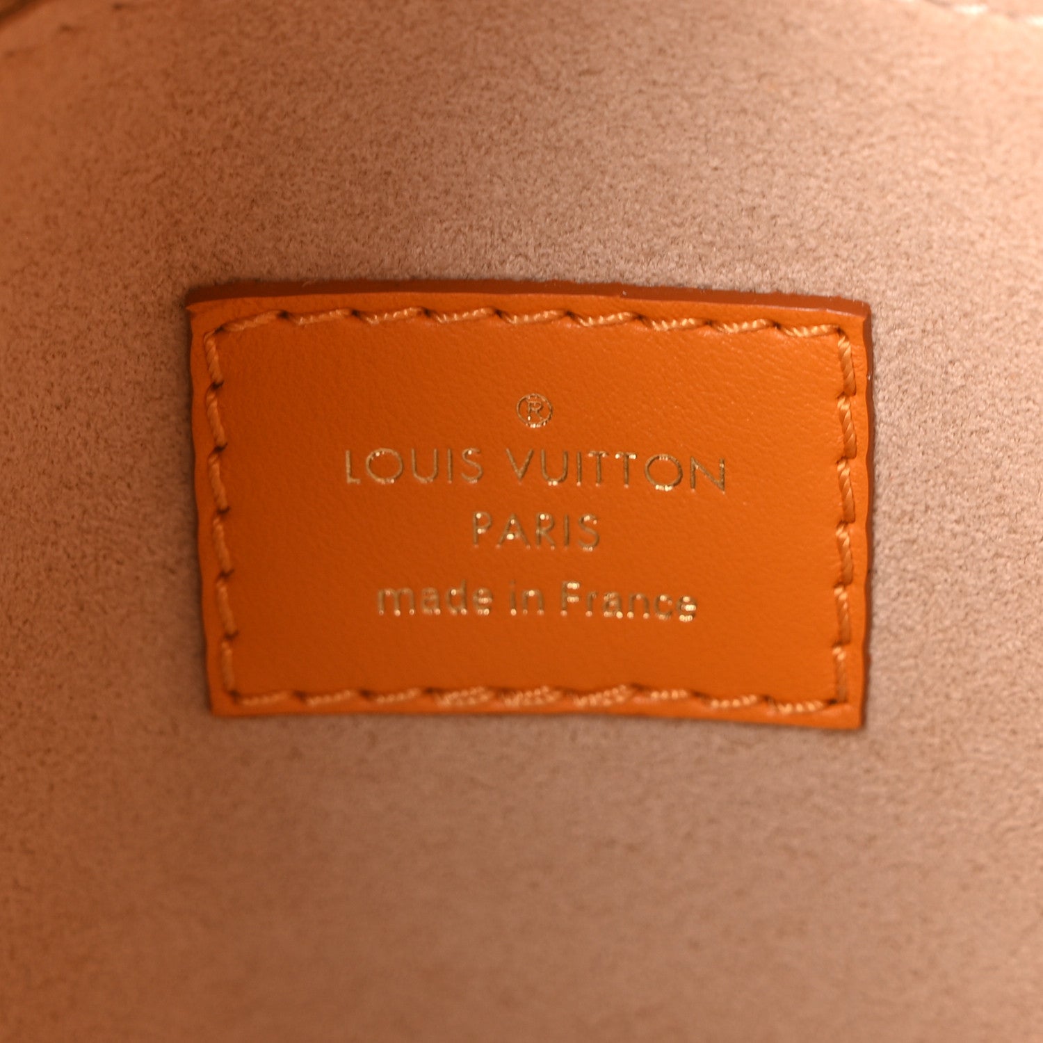 Louis Vuitton Mahina On My Side PM Summer Gold 6 of 9