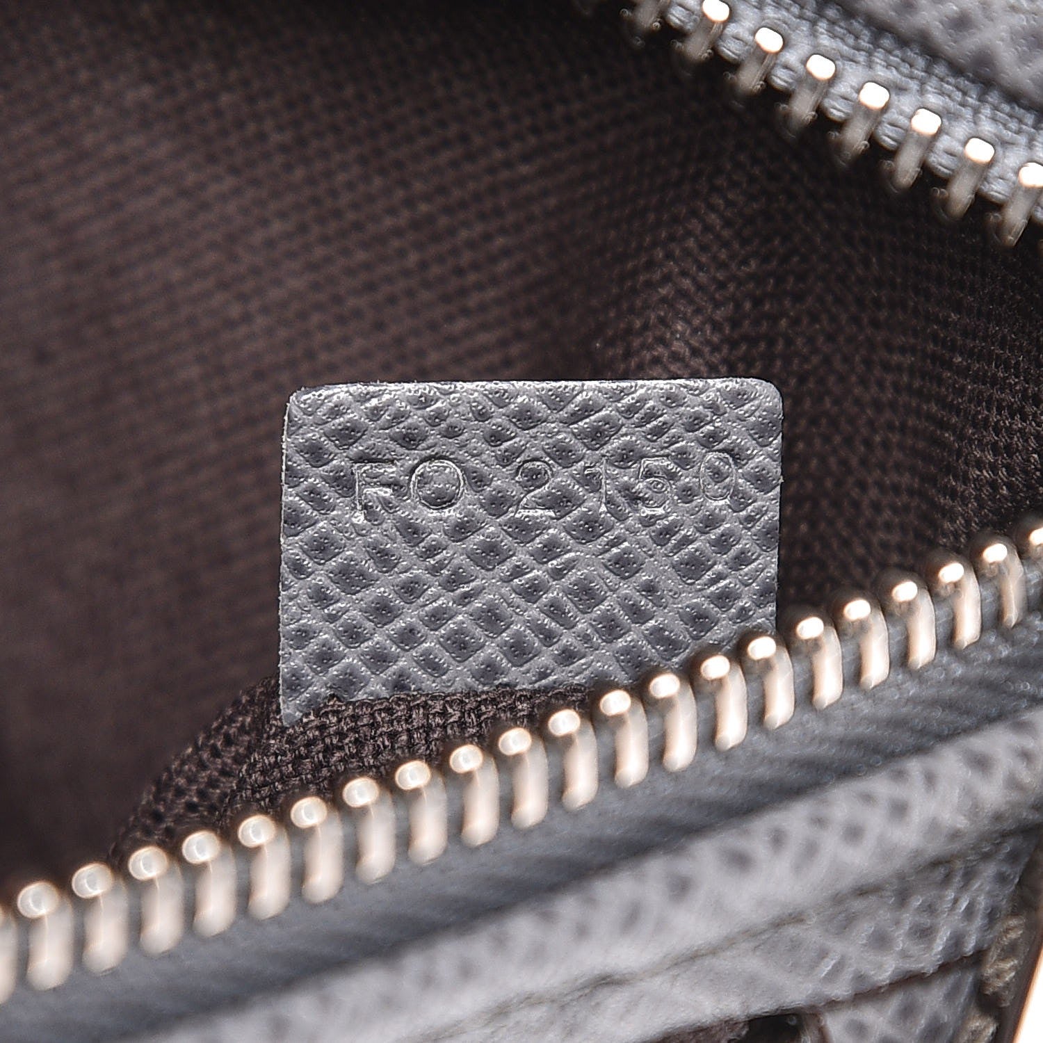 Louis Vuitton Taiga Mitka Suitcase Glacier 7 of 8