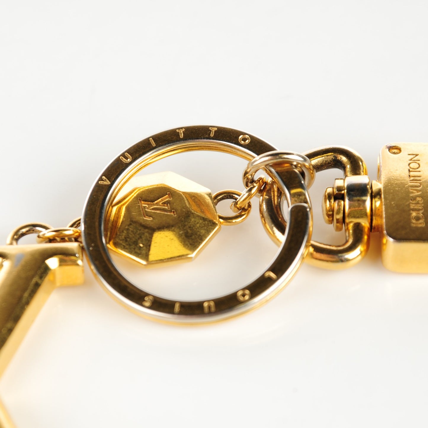 LV Facettes Key Holder Gold