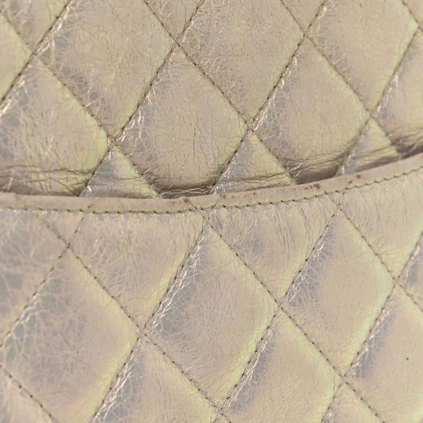 Iridescent Lambskin Quilted Medium Cosmetic Case Ivory