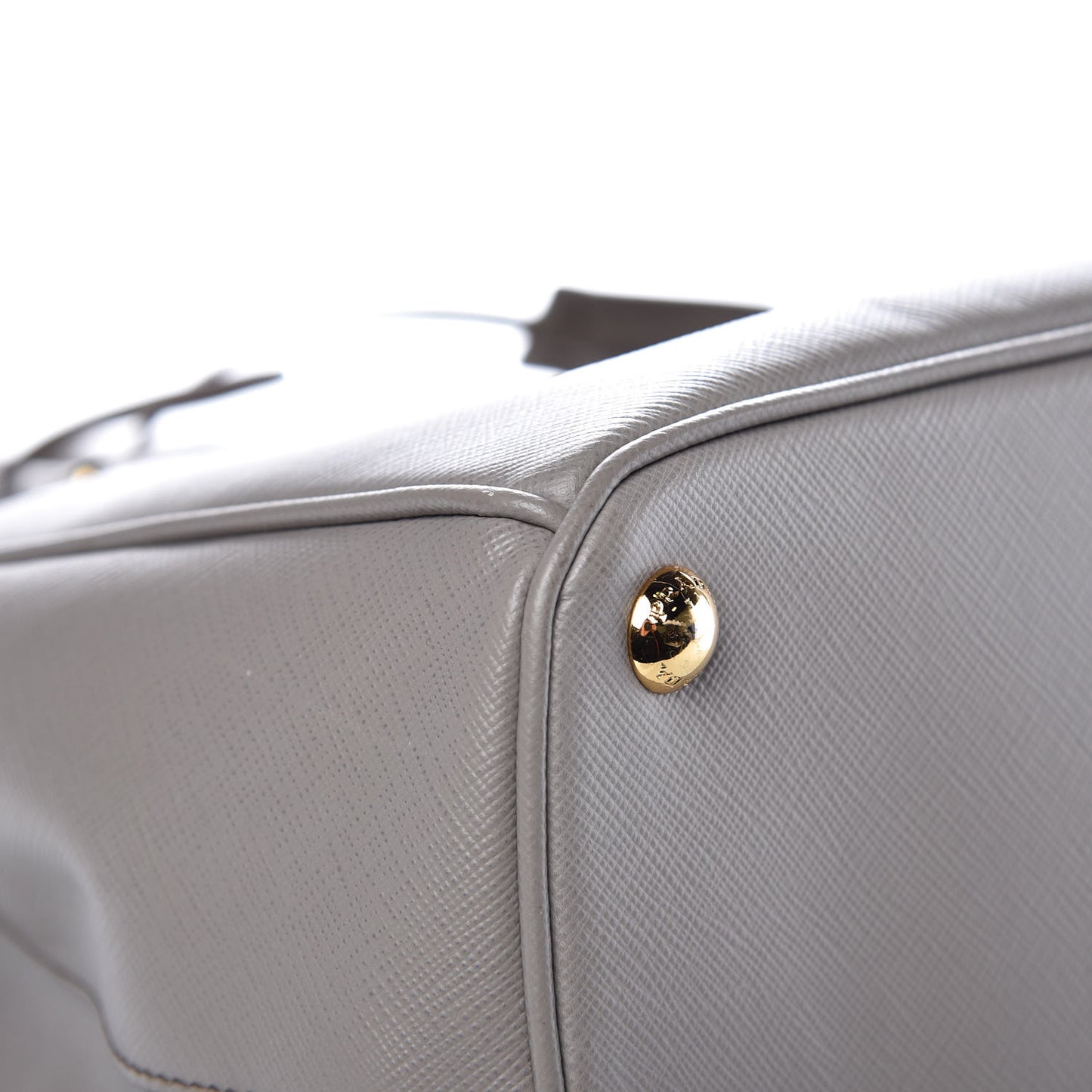 Saffiano Medium Galleria Double Zip Tote Argilla