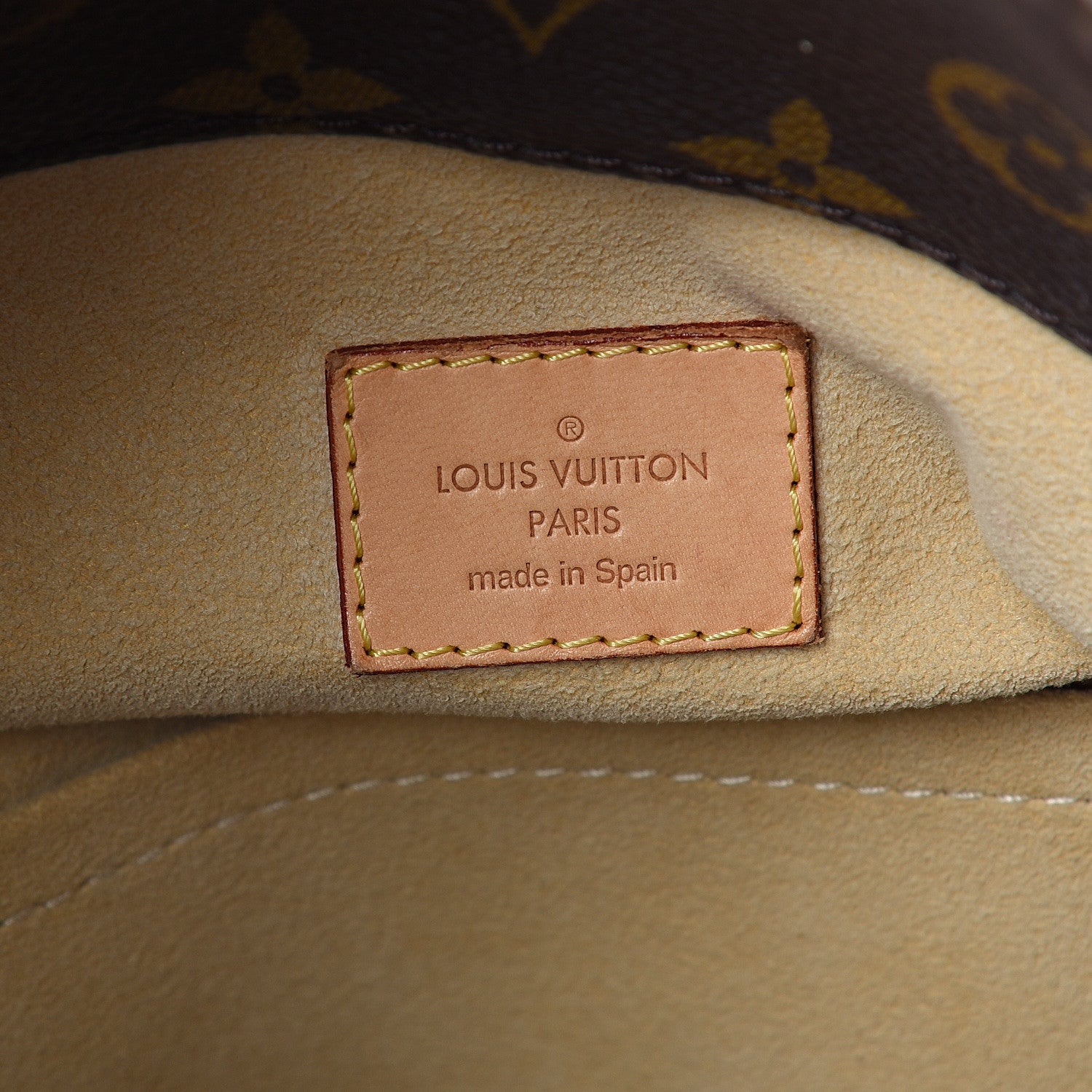 Louis Vuitton Monogram Artsy MM 5 of 10