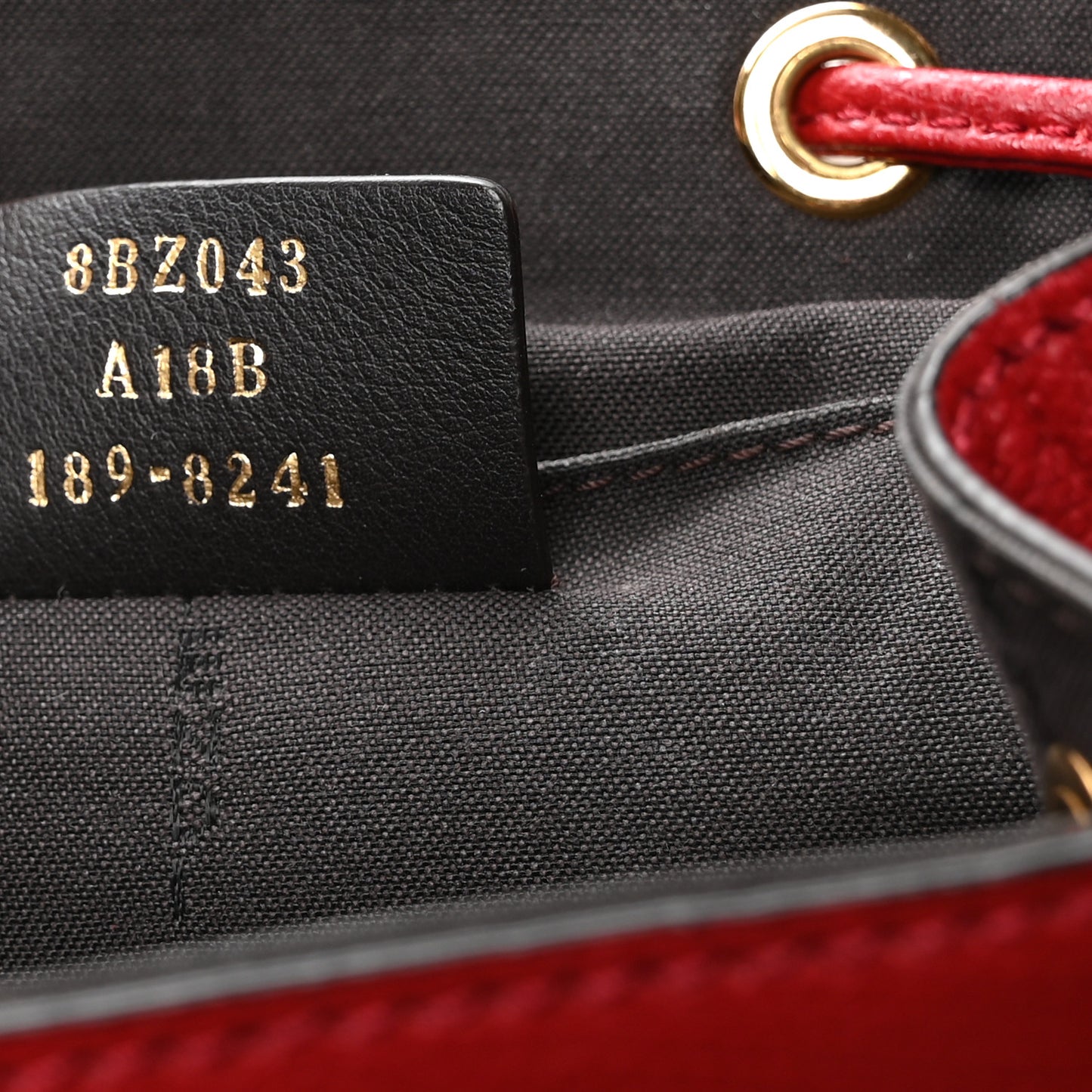 Vitello Cruise F is Fendi Drawstring Backpack Fragola