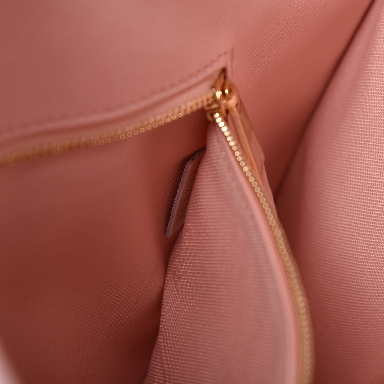 Louis Vuitton Monogram Giant Onthego GM Rouge Rose 10 of 12
