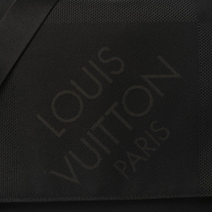 Louis Vuitton Damier Geant Petit Messenger Bag Black 6 of 11