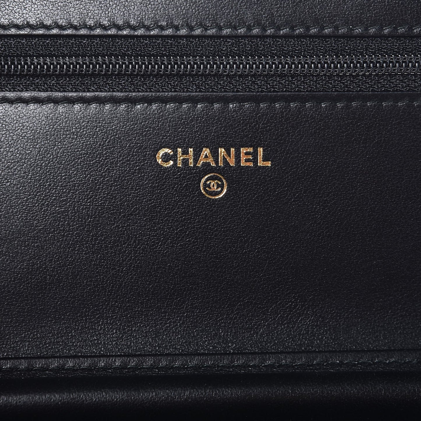 Caviar Quilted CC Filigree Wallet On Chain WOC Black