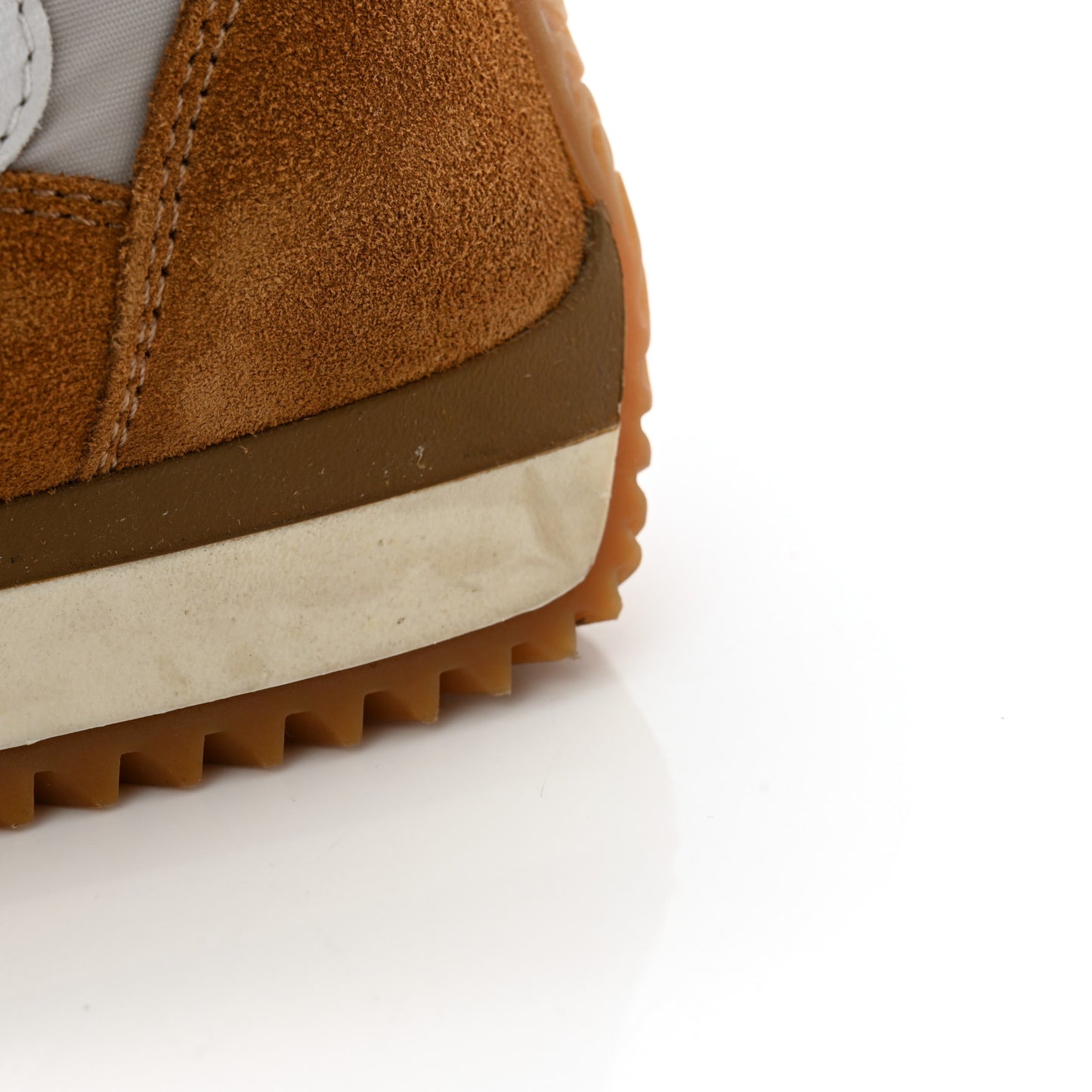 Nylon Suede Flow Runner Sneakers 38 Gold