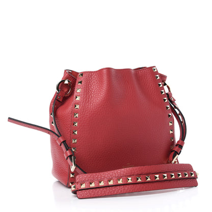 Valentino Garavani Grained Calfskin Small Rockstud Bucket Bag Red 3 of 9
