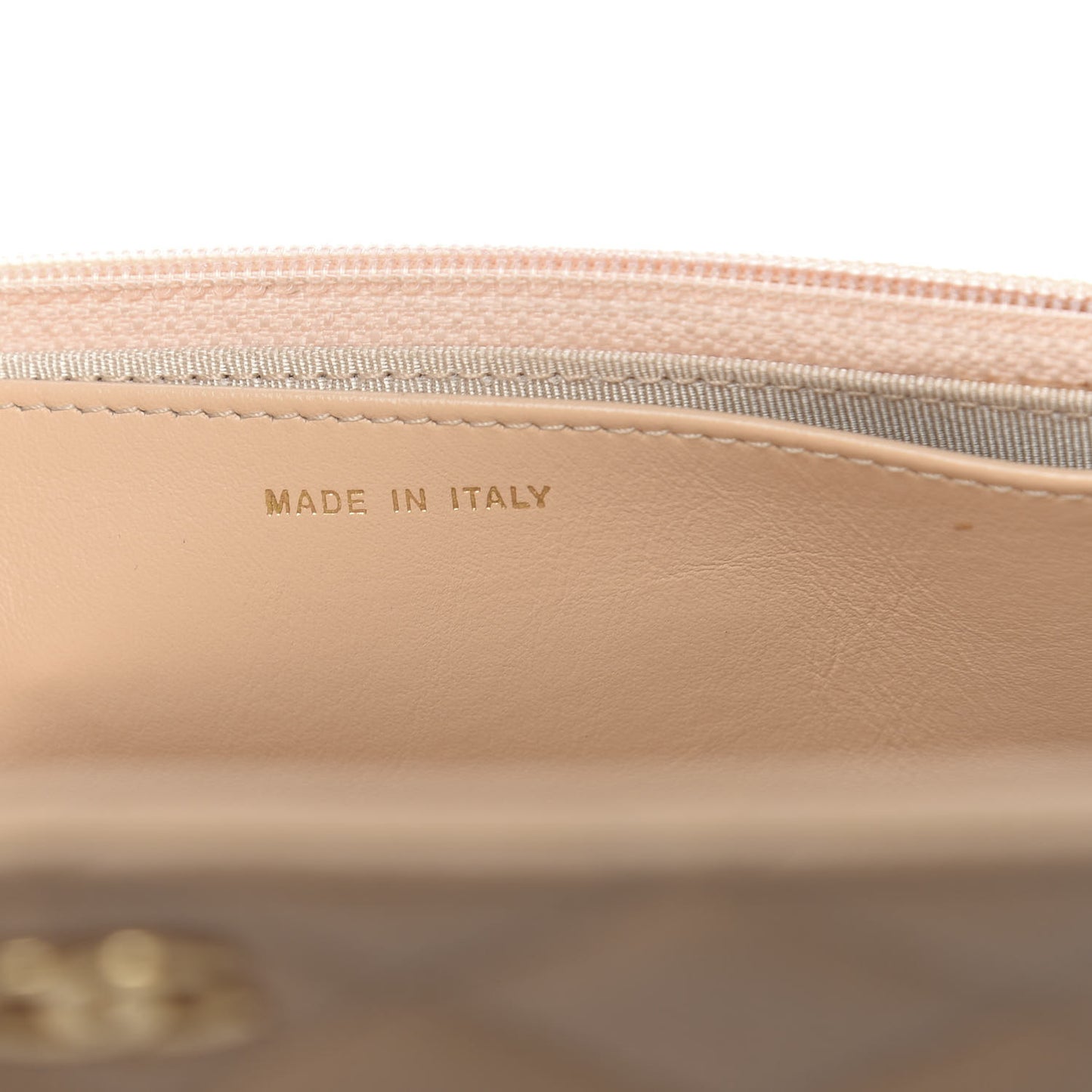 Caviar Quilted Wallet On Chain WOC Beige
