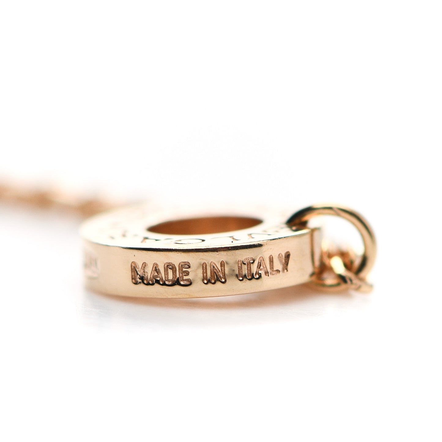 18K Rose Gold Diamond Mother of Pearl Small Divas' Dream Pendant Necklace