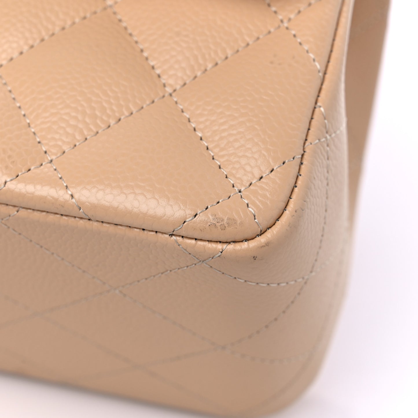 Caviar Quilted Jumbo Double Flap Beige Clair