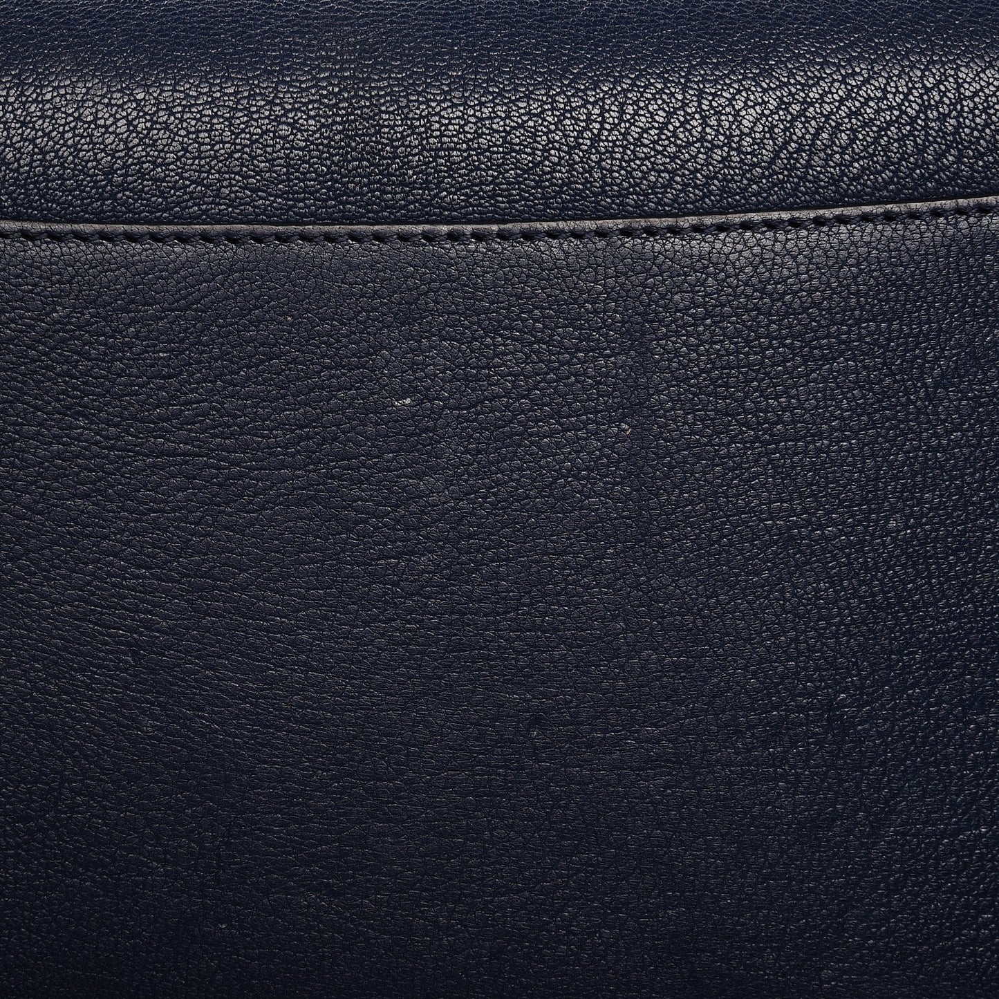 Sugar Goatskin Medium Antigona Navy